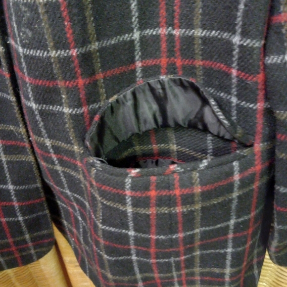 SAG Harbor Wool Blend Blazer Jacket Plaid Black Size 12/40 - Picture 3 of 10